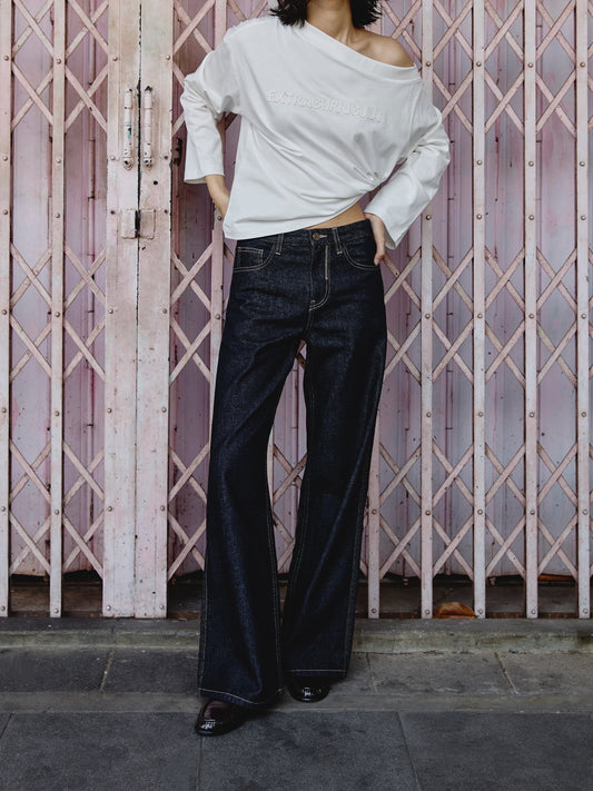 LOW-RISE WIDE LEG JEANS IN INDIGO