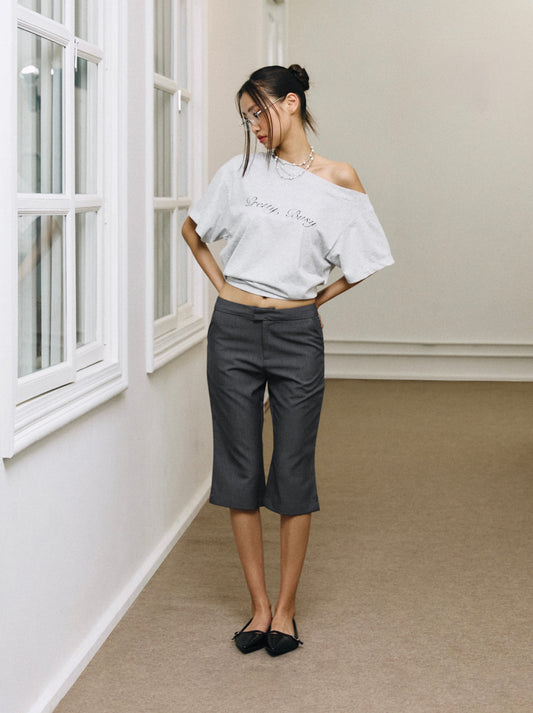 ESSENTIAL CAPRIS IN DARK GREY