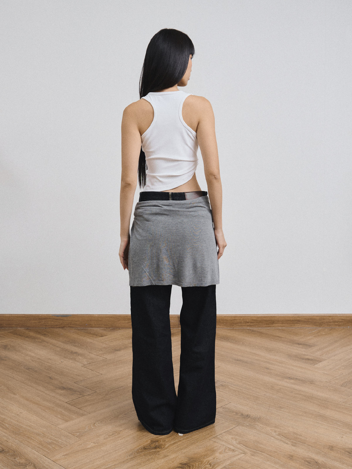 EYELET TANK IN WHITE