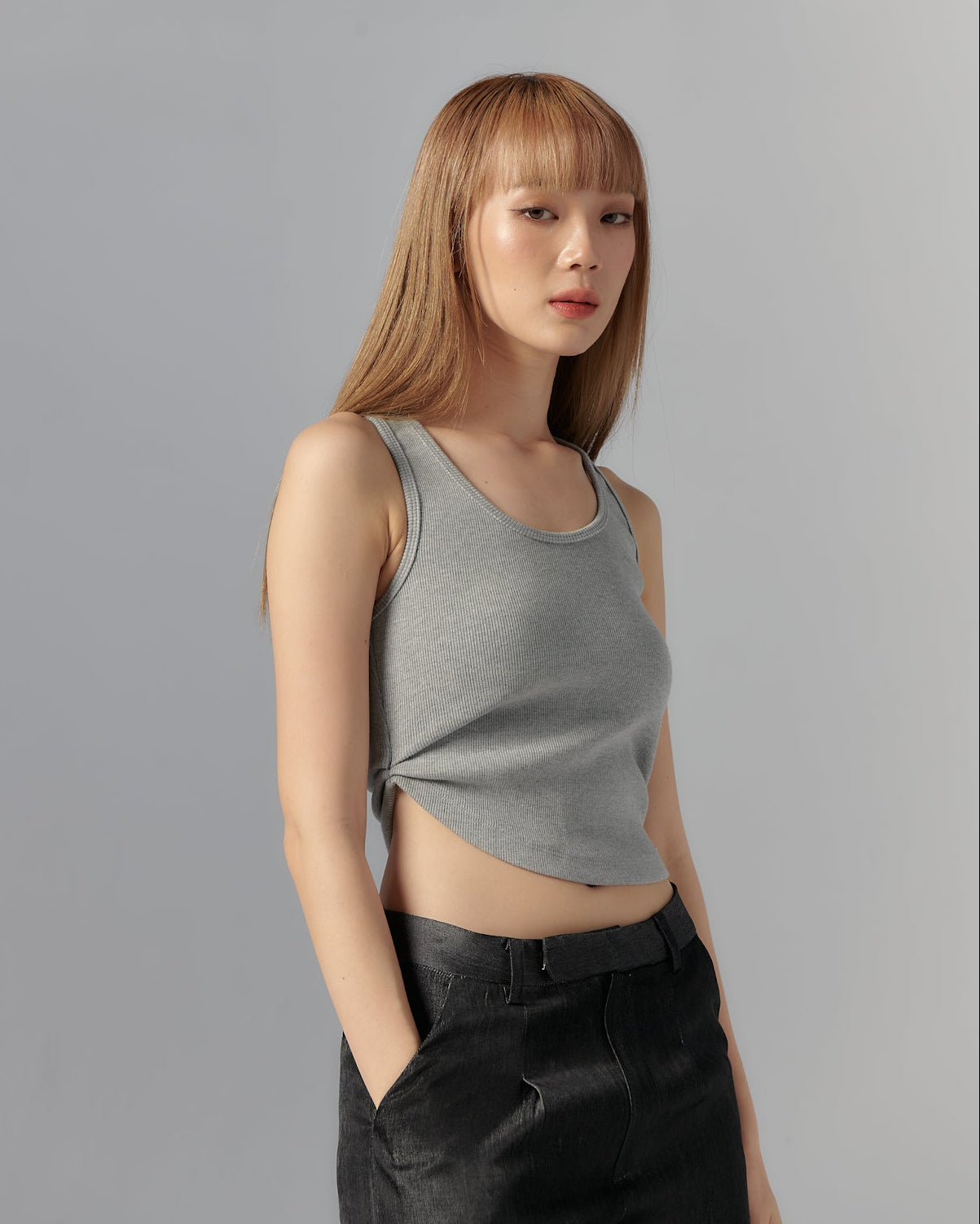 ASYMMETRICAL U-NECK TANK IN GREY