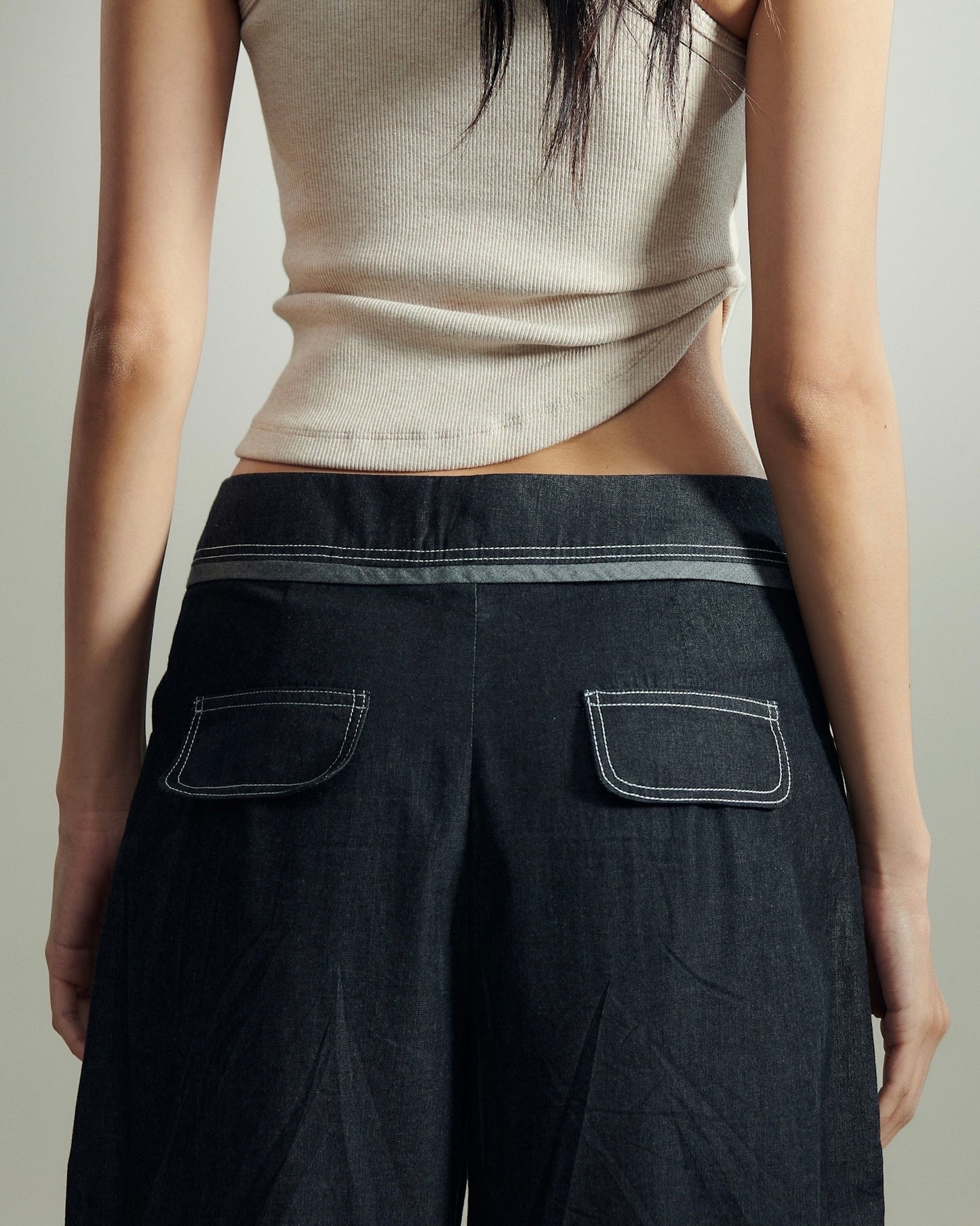 ASYMMETRICAL U-NECK TANK IN BEIGE