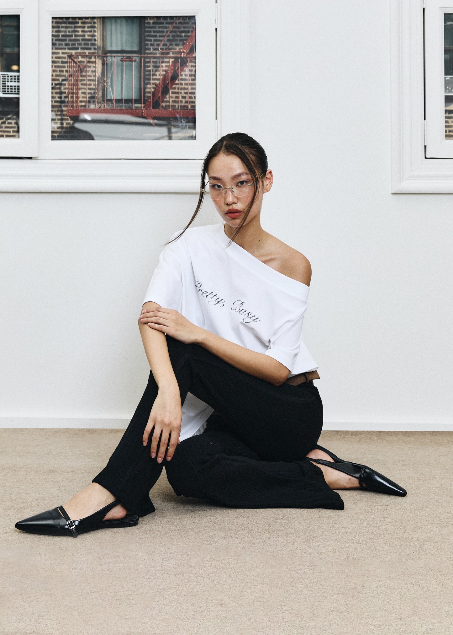 PRETTY, BUSY TEE IN WHITE