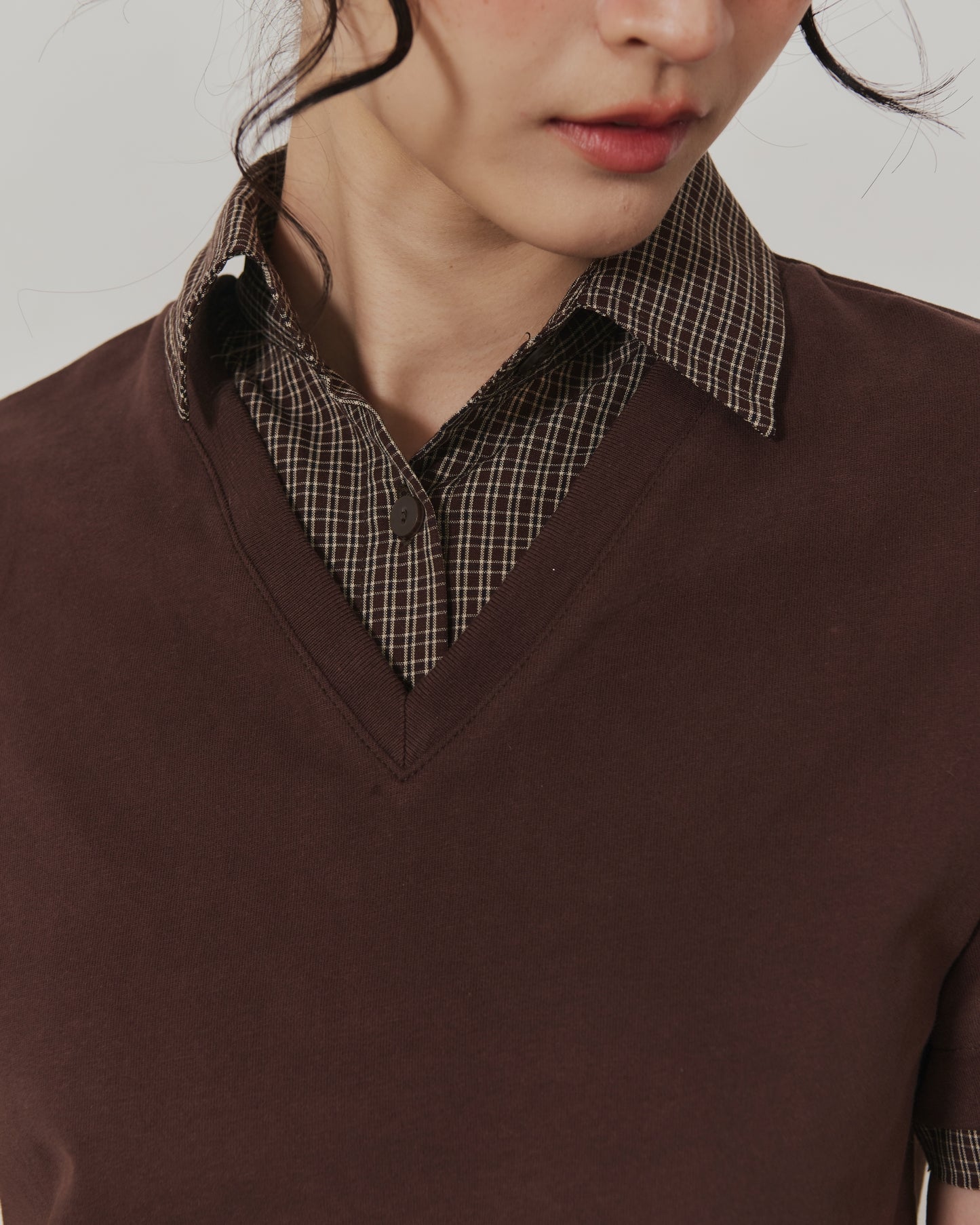 LAYERED POLO IN BROWN