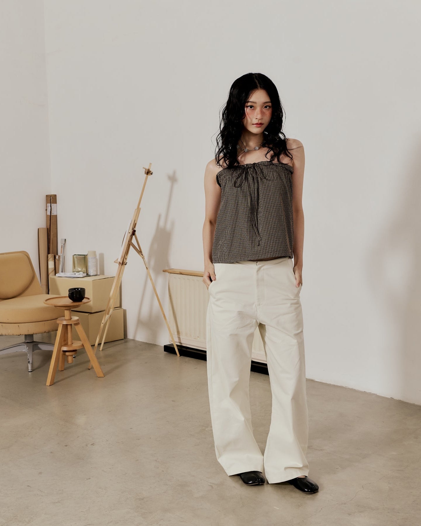 BAGGY CURVED PANTS IN CREAM