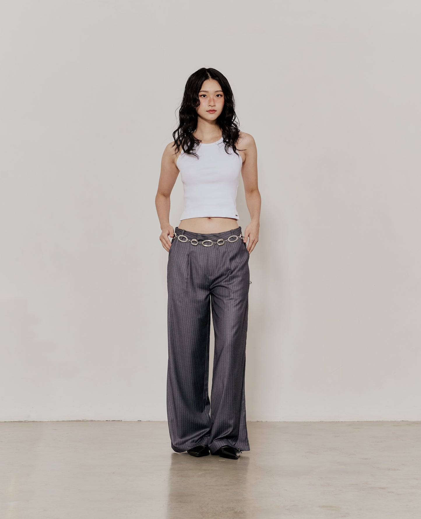 RAW HEM TANK IN WHITE