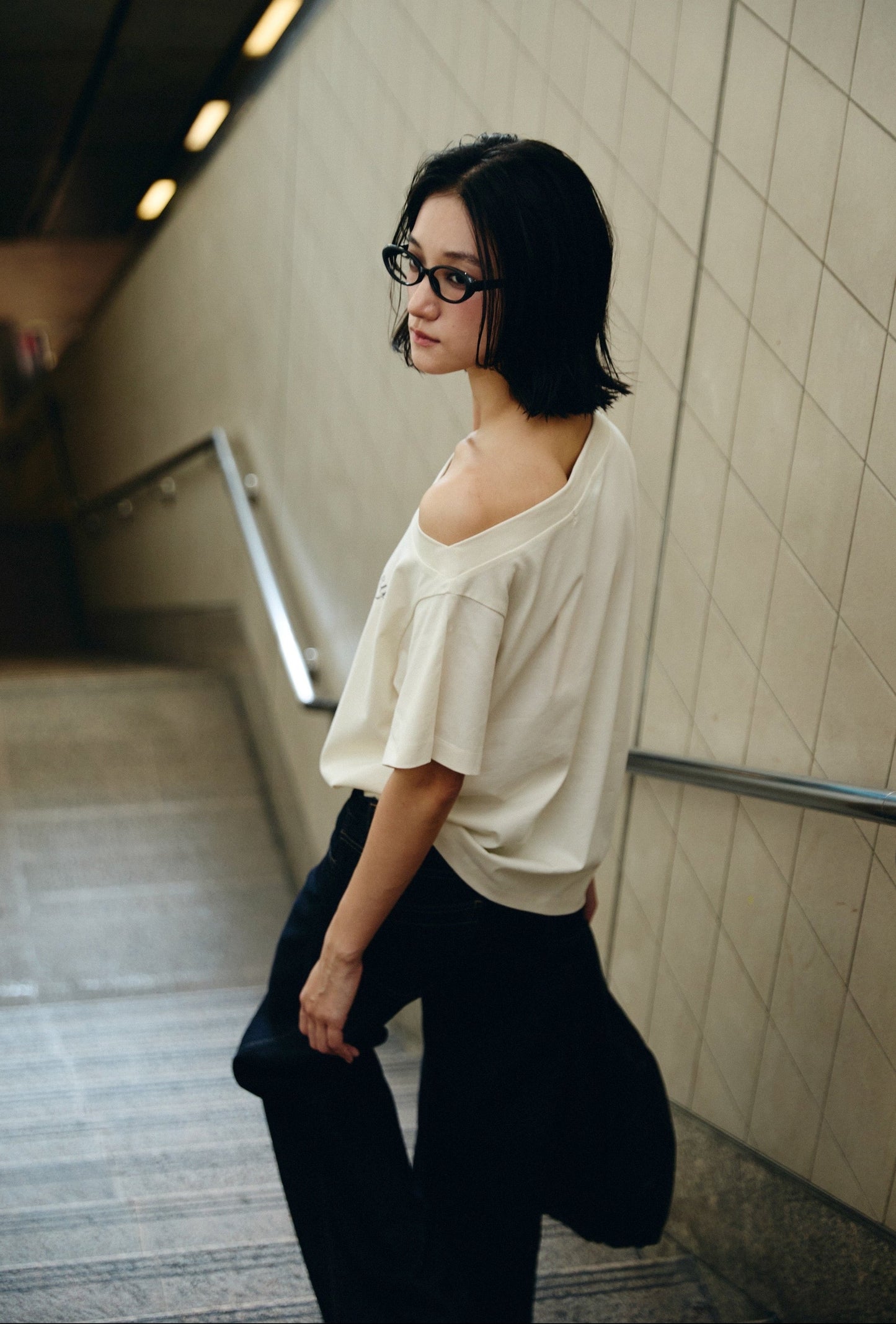 PRETTY, BUSY TEE IN CREAM