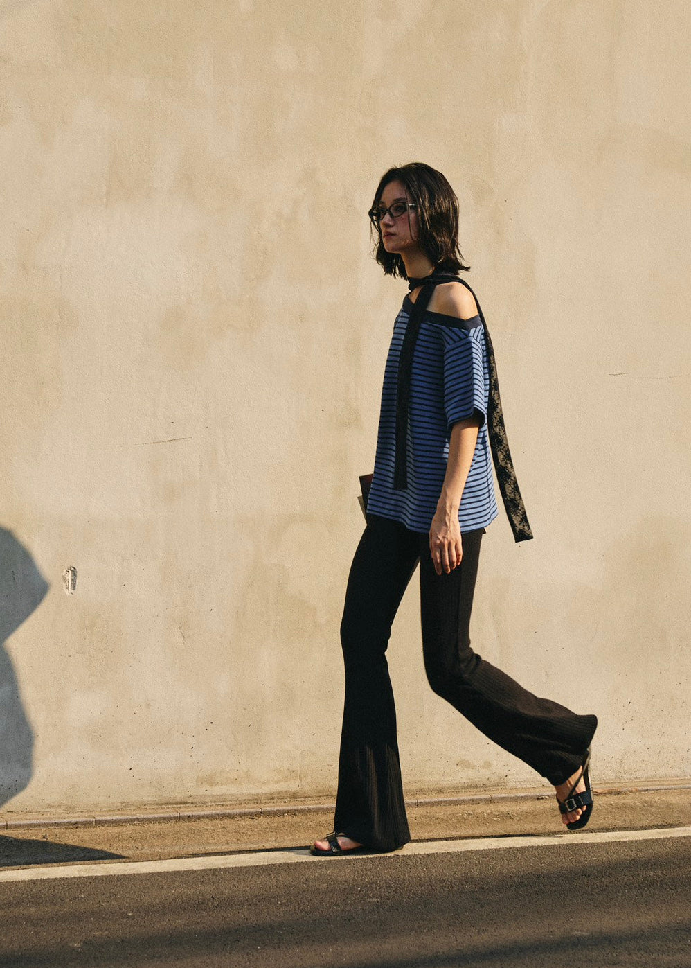 STRIPE OFF-SHOULDER IN BLUE