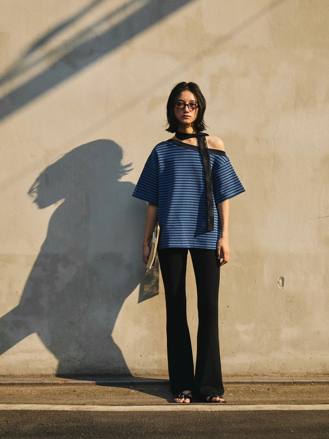 STRIPE OFF-SHOULDER IN BLUE