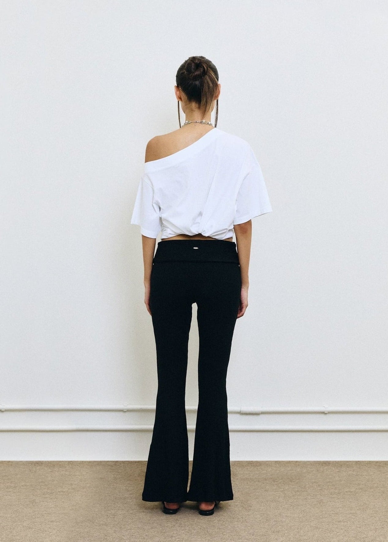 KATE FLAREPANTS IN BLACK