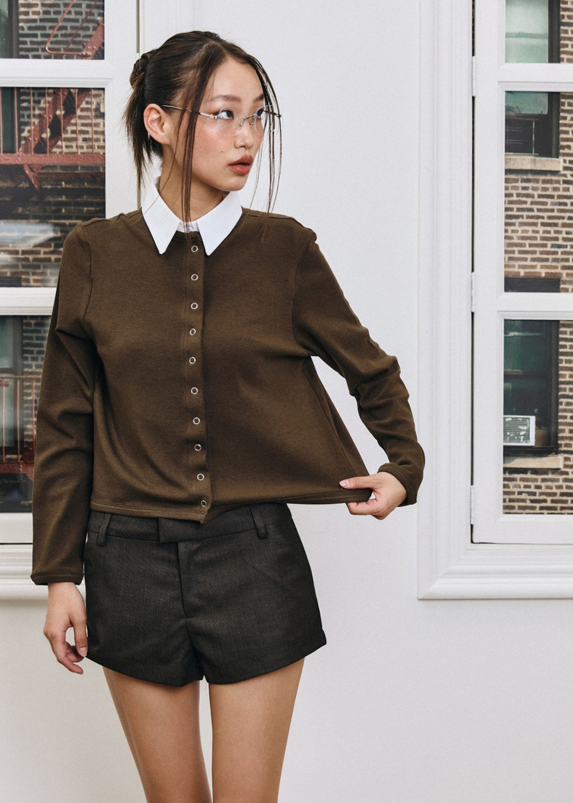 MICROSHORTS IN BROWN