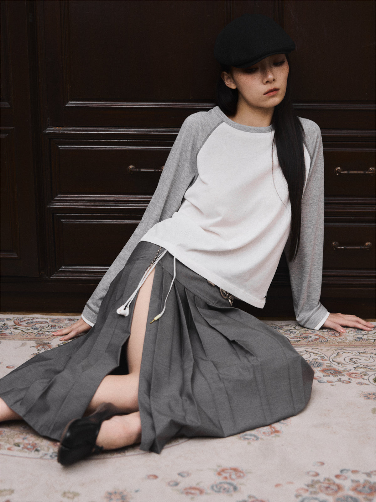 REGLAN LONGSLEEVE IN GREY