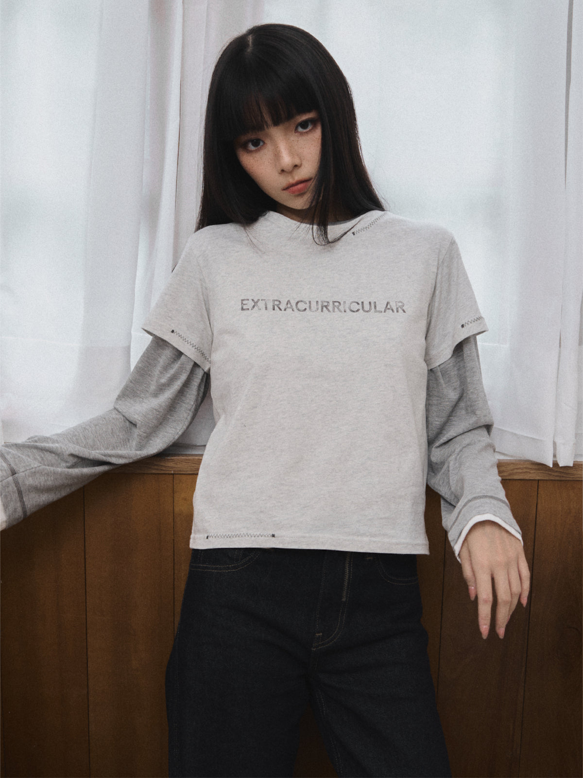 REWORKED LOGO TEE IN LIGHT GREY